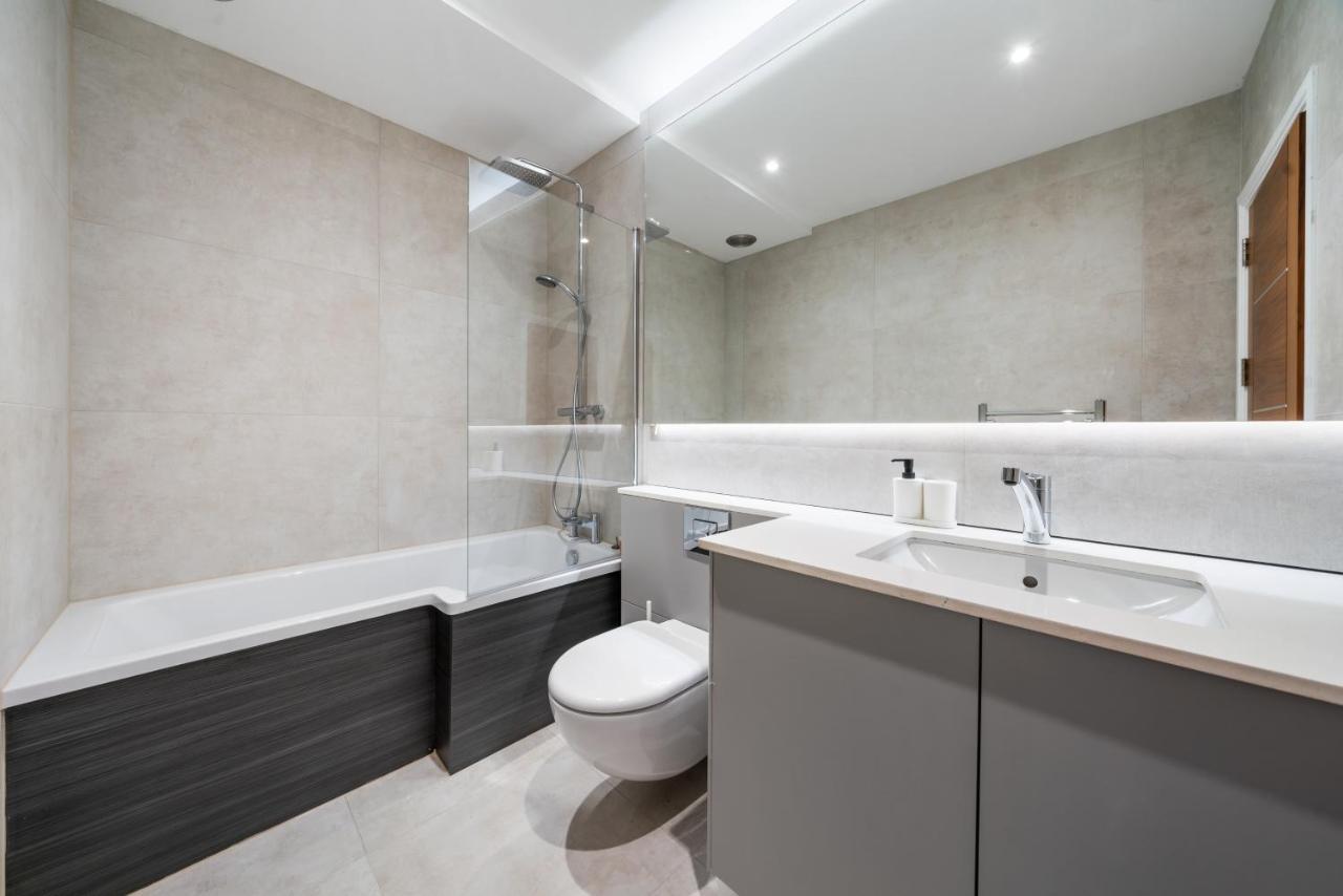 Modern 4 Bedroom Townhouse With Cinema Room In The Heart Of London Se1 Buitenkant foto